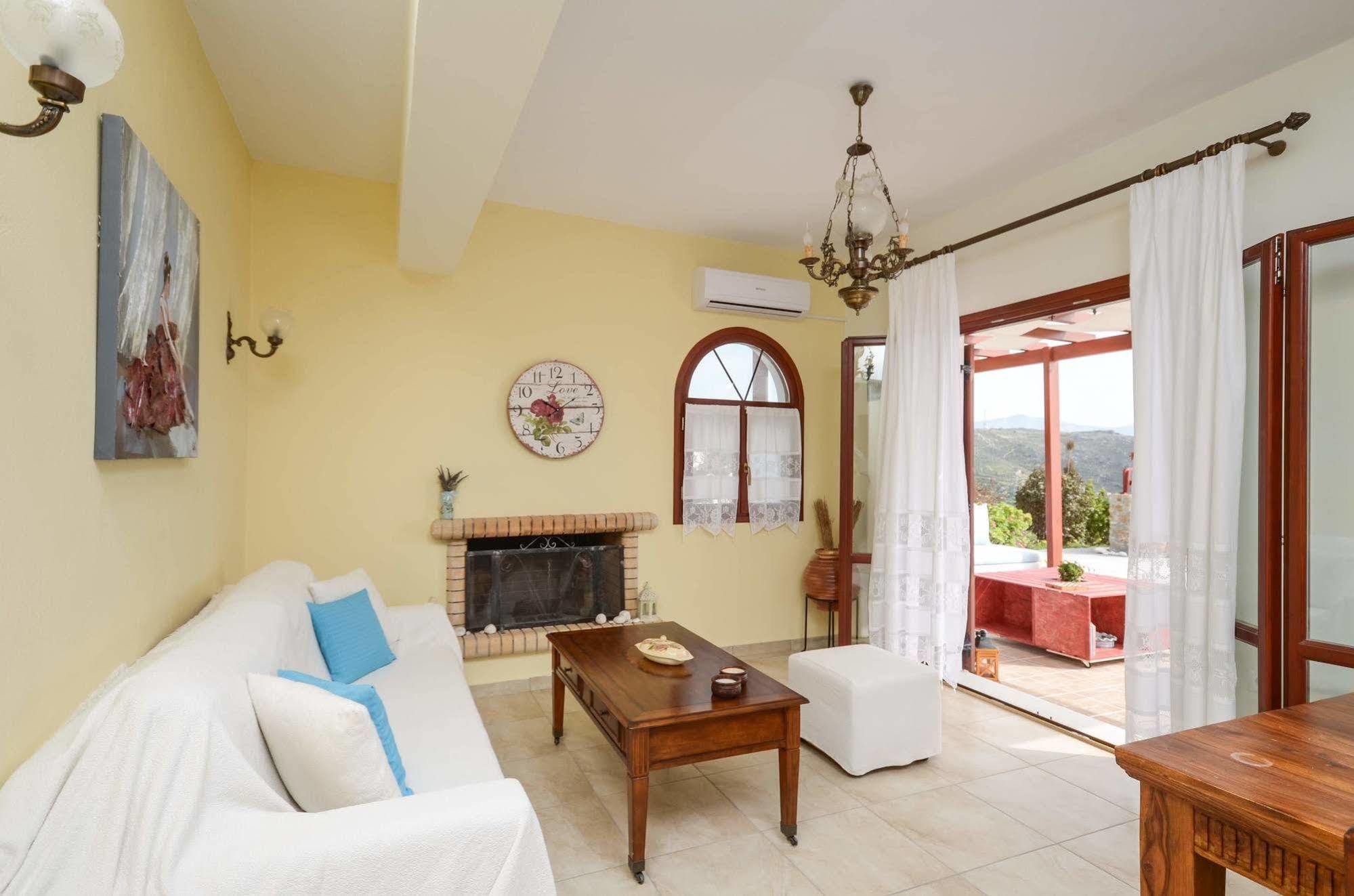 Villa Of Roses In Naxos - Private Villa With Pool Naxos City Zewnętrze zdjęcie